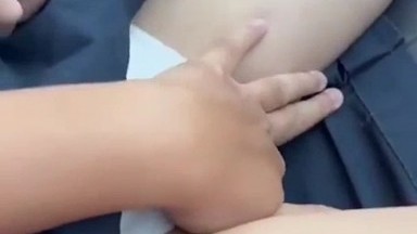 Anak SMP digrepe dimobil.mp4