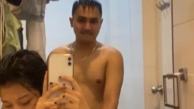 Video Kenangan Nelly dengan Om Burhan