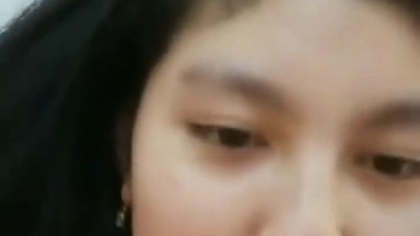 Si Dhea Chuby Spill Memek Tembem