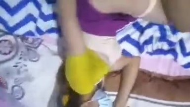 sama tante dikamar pas sepi