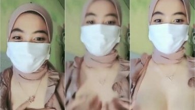 Bokep Indo Ainun Jilbab Cantik Binal Pamer Tete - Bokepsin