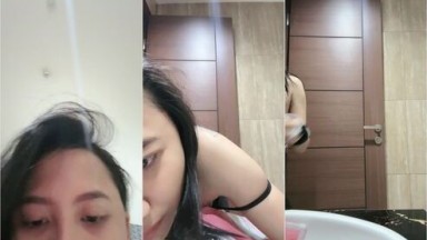 Bokep Rere Cantik Mahasiswi Pamerin Body Nenen Lock Private Dream- Bokepsin