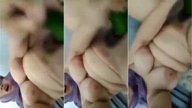 Bokep Jilbab Tudung Kacamata Timun- Bokepsin
