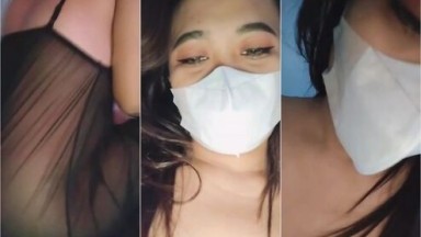 Lepas Hijab Ganti Lingerie Pamer Lobang Pipis Mango - AVTub