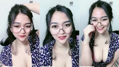 Cantiknya Zara Tanpa Masker Remas Toket Basahnya Mango - AVTub
