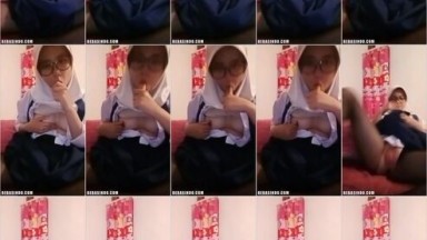 Bokep Indo Hijab Ukhti Pakai Baju SMP VCS - BOKEPSIN COM