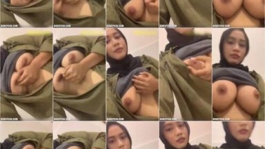 Bokep Indo Hijab Zilla Pap Toket di Toilet - BOKEPSIN COM